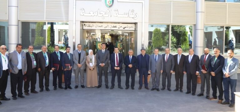 وزير الزراعة يرعى اطلاق برنامج البكالوريوس التقني “تكنولوجيا الزراعة العضوية الذكية” في البلقاء التطبيقية