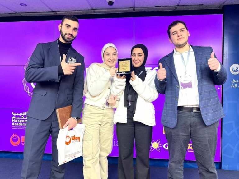 فريق من طب البلقاء التطبيقية يفوز بالمركز الثالث بمسابقة Health-Tech Hustle المنظمة من قبل IEE EMBS