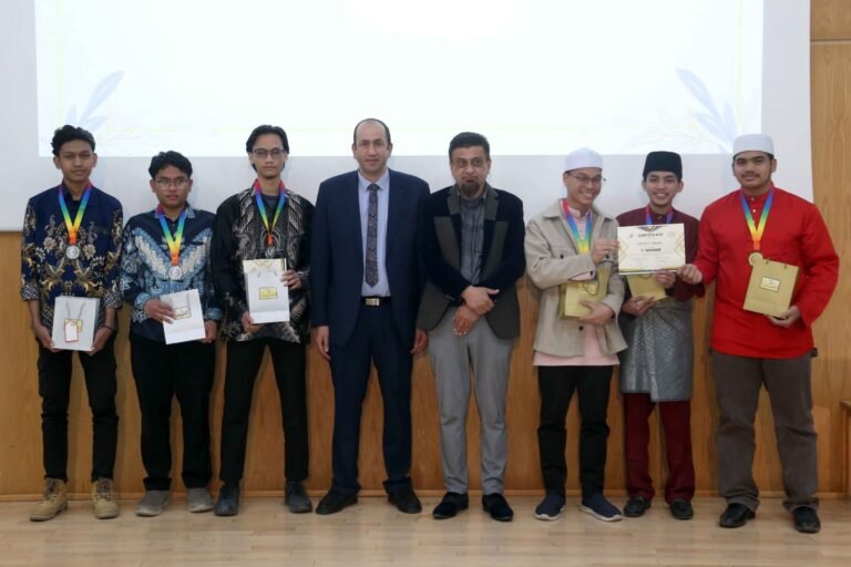 طلبة الشعوب الإسلامية في “الأردنية” تنظم نشاطا تعريفيا