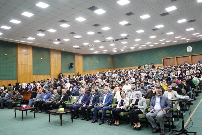 “اليرموك” ومركز “نحن ننهض” تنفذان تجربة انتخابية إلكترونية لطلبة كلية الآداب