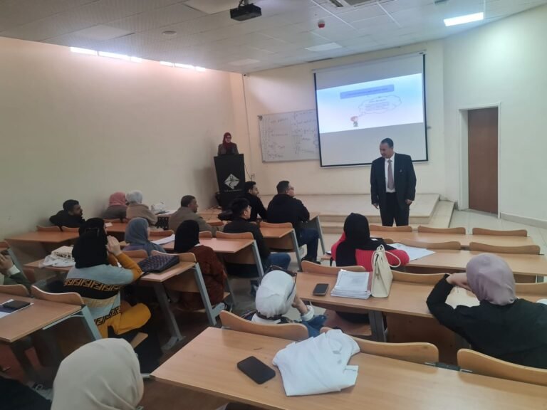 رئيس جامعة جدارا يتفقد سير العملية التعليمية في اول ايام شهر رمضان المبارك