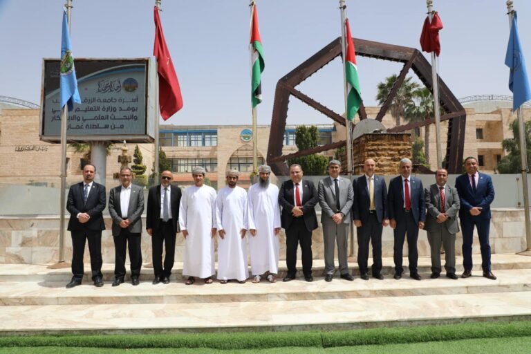 وفد من وزارة التعليم العالي العمانية يزور جامعة الزرقاء