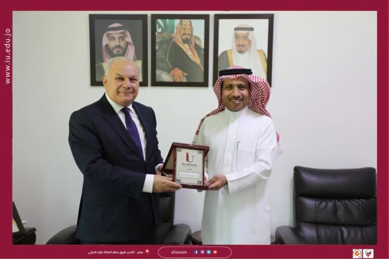 معالي رئيس جامعة الإسراء يزور الملحقية الثقافية السعودية في الأردن