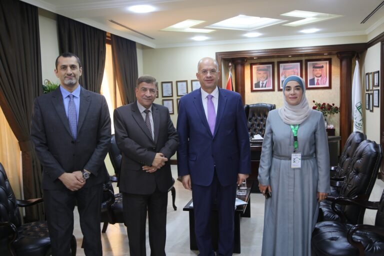 ملتقى الدراسات العليا في جامعة الزيتونه الأردنية