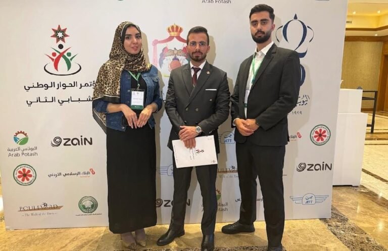 طلبة الجامعة الهاشمية يشاركون في مؤتمر الحوار الوطني الشبّابي