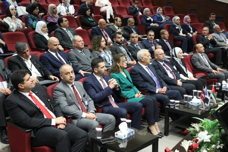 قيمة الإنسان المعرفيّ وأولويات العلوم المعاصرة… أبرز مضامين مؤتمرٍ علميّ في “الشرق الأوسط”