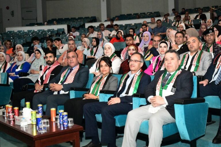 جامعة العلوم والتكنولوجيا الأردنية تحيي المناسبات الوطنية