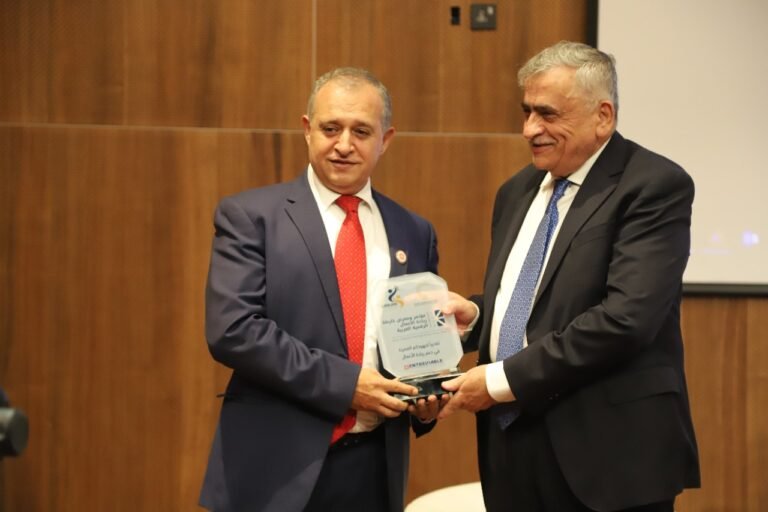 مؤتمر خارطة ريادة الأعمال الرقمية العربية يكرم الجامعة الأردنية