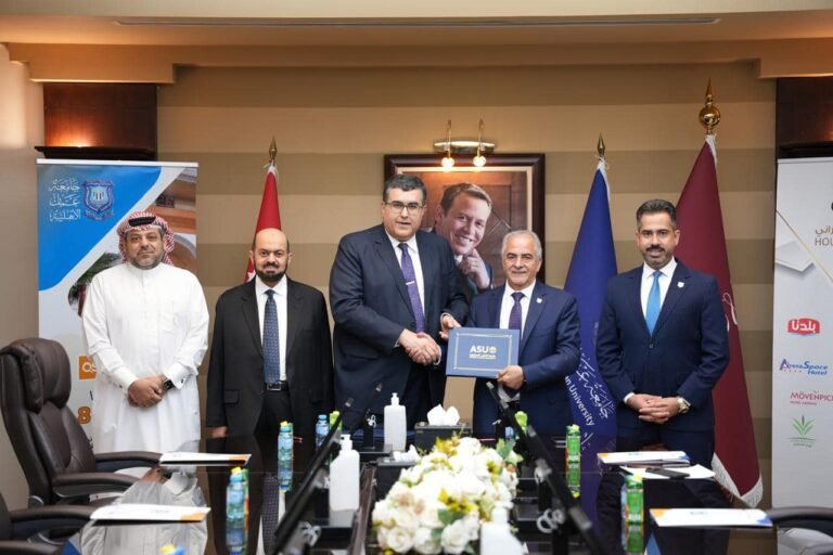 عمان الأهلية تبرم مذكرة تفاهم مع جامعة العلوم التطبيقية في مملكة البحرين