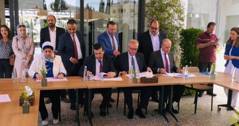 البلقاء التطبيقية ومفوضية اللاجئين توقعان مذكرة تفاهم لـ إنشاء تحالف لزيادة نسبة إلتحاق الطلبة اللاجئين ببرامج التعليم العالي