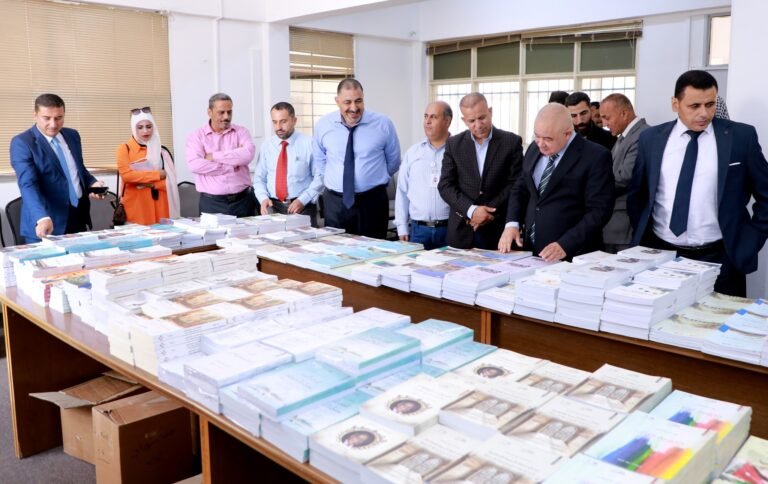 آل البيت بالتعاون مع وزارة الثقافة وبمناسبة اليوبيل الفضي لتسلم جلالة الملك عبد الله الثاني ابن الحسين المعظم سلطاته الدستورية تنظمان معرضاً للكتاب