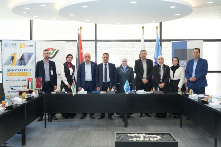 التطبيقية تبرم اتفاقية تعاون مع دائرة مراقبة الشركات