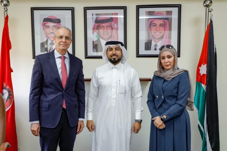 بحث التعاون بين الجامعة الهاشمية ومعهد جينوفا للتدريب