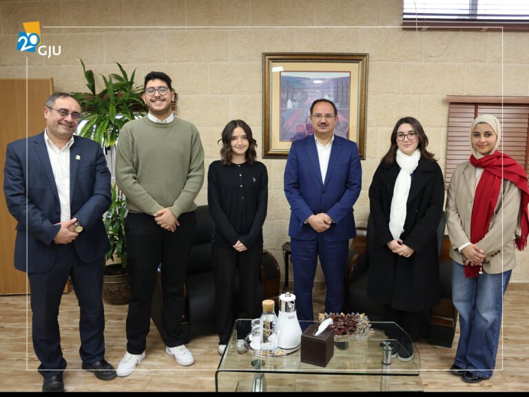 رئيس الجامعة الألمانية الأردنية يهنئ فريق الجامعة الفائز في مسابقة وكالة ناسا للتطبيقات الفضائية 2024