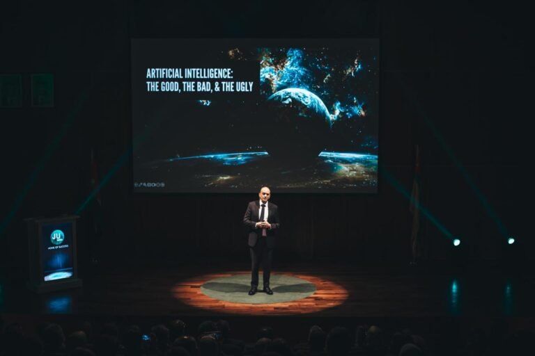 خبيرٌ من ناسا للفضاءِ يُحاضِرُ في الأردنيّةِ حولَ مستقبلِ الذّكاءِ الاصطناعيّ