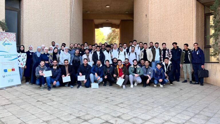 مسابقة برمجة تُبرز مهارات الطلبة المبتدئين في جامعة العلوم والتكنولوجيا