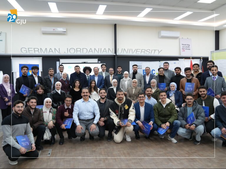 تخريج الفوج الأول من نوادي البحث عن عمل في الجامعة الألمانية