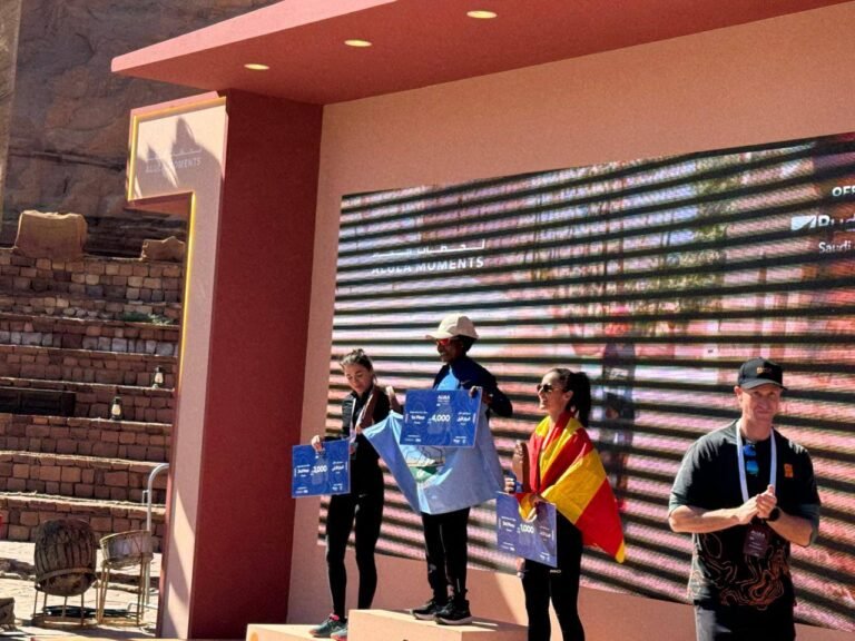 جامعة الزرقاء تحقق إنجازًا رياضيًا فريدًا بحصد الميدالية الذهبية في سباق درب العلا بالسعودية