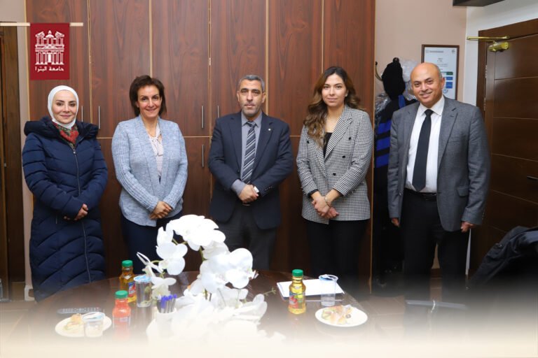 جامعة البترا تستضيف جلسة تعريفية بفرص برنامج فولبرايت