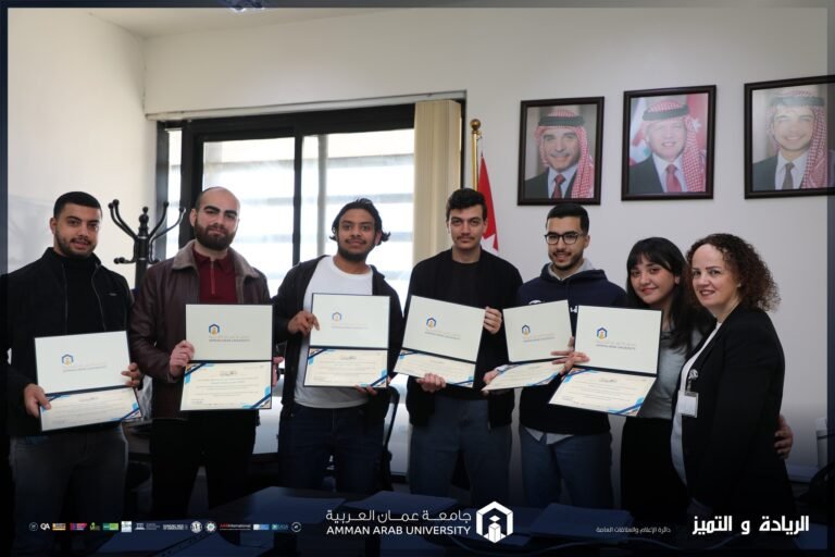 أعمال “عمان العربية” تكرّم الطلبة المشاركين في مبادرات “ارسم ابتسامة” لدعم الأسر المحتاجة