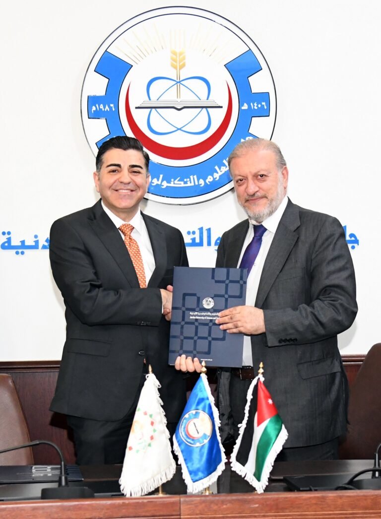 شراكة بين جامعة العلوم والتكنولوجيا وبلدية إربد لتنفيذ مشاريع تنموية بيئية ومستدامة