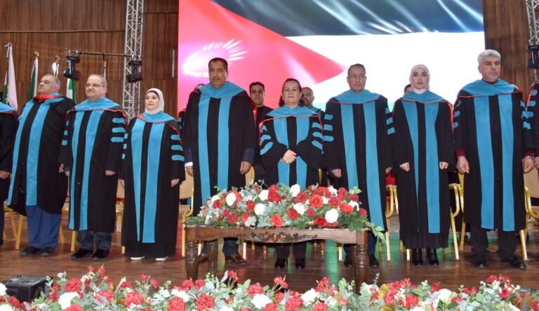 الأميرة سناء عاصم ترعى حفل تخريج الفوج الرابع عشر من طلبة جامعة جدارا