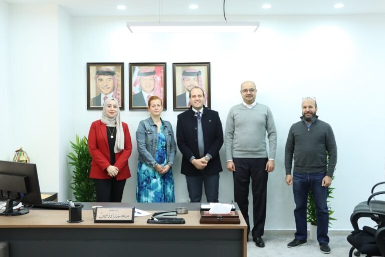 اتفاقية تبادل طلابي وتدريب بين جامعة العلوم التطبيقية الخاصة والجامعة التقنية في أوسترافا ضمن برنامج إيراسموس+