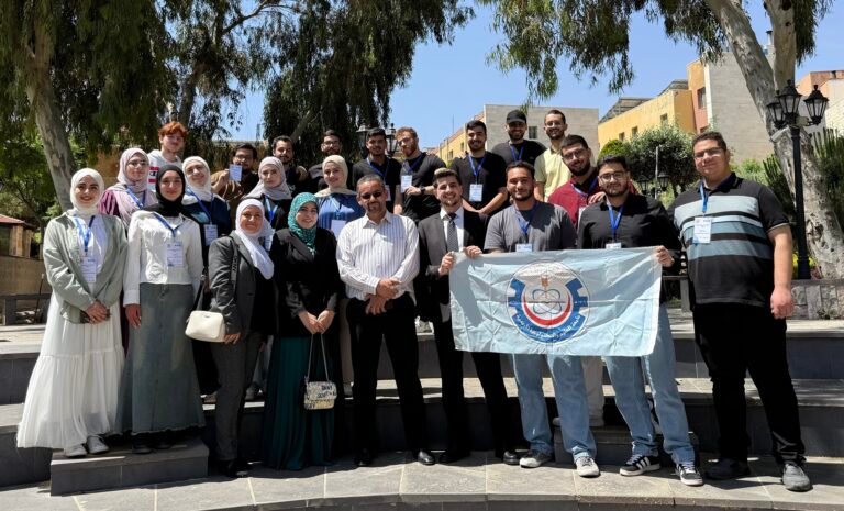 طلبة جامعة العلوم والتكنولوجيا يحصدون مراكز متقدمة في هاكاثون الذكاء الاصطناعي للابتكار 2025