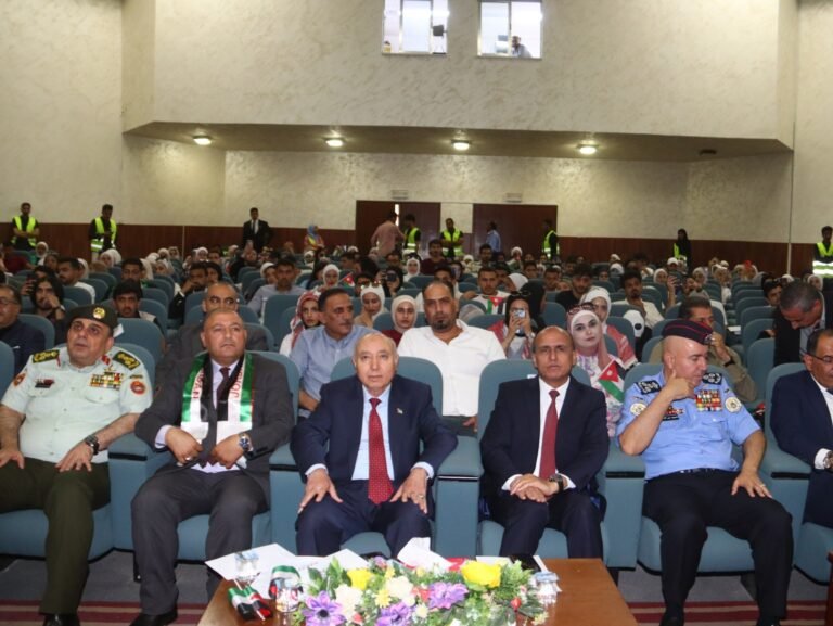 النعيمات يرعى احتفال جامعة مؤتة بعيد الاستقلال التاسع والسبعين