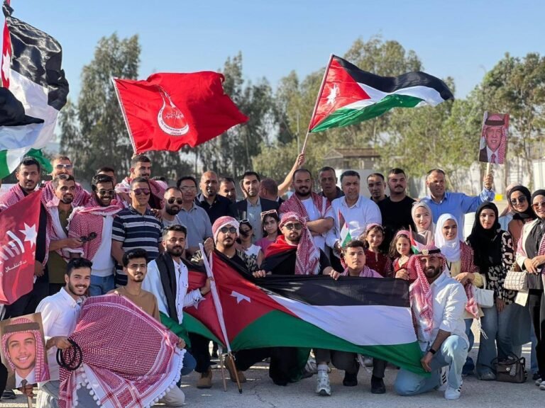 الهاشمية تنثر اريج المجد ورايات العز.. احتفالا بعيد الاستقلال