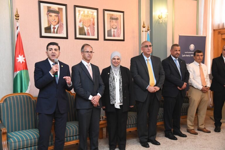 جامعة العلوم والتكنولوجيا تواصل احتفالاتها بدخولها قائمة أفضل 500 جامعة في العالم