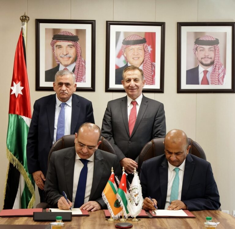 الجامعةُ الأردنيّة ووزارة الزراعة توقّعان اتفاقية لتأهيل المهندسين الزراعيين في تخصصات نوعية