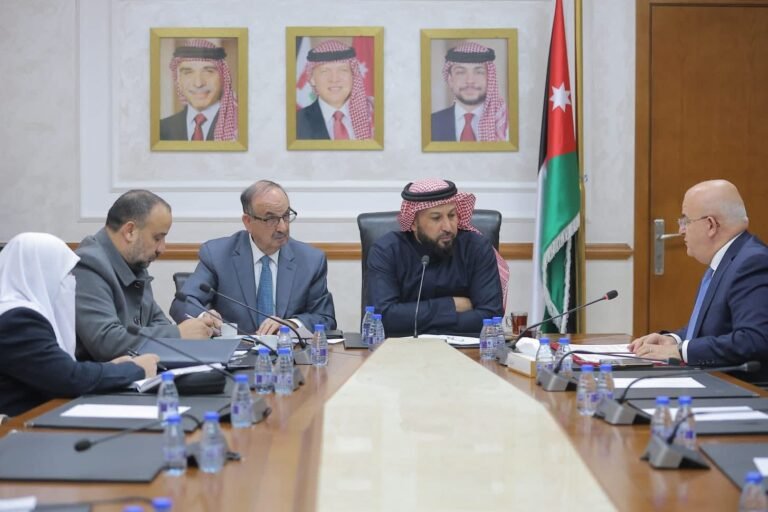 “التعليم النيابية” تطّلع على إنجازات “الهاشميّة” في التصنيفات الدولية والبحث العلمي وجودة البرامج
