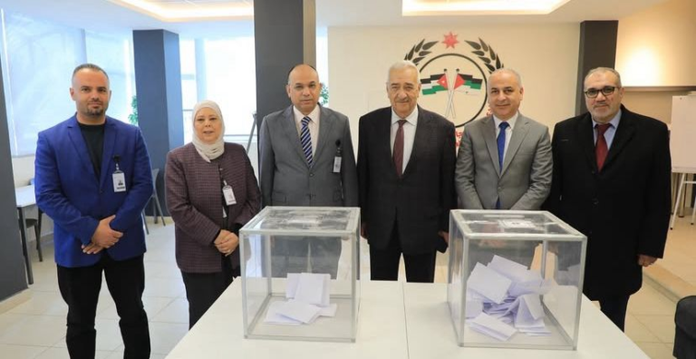 جامعة الشرق الأوسط تُجري انتخابات الأندية الطلابية