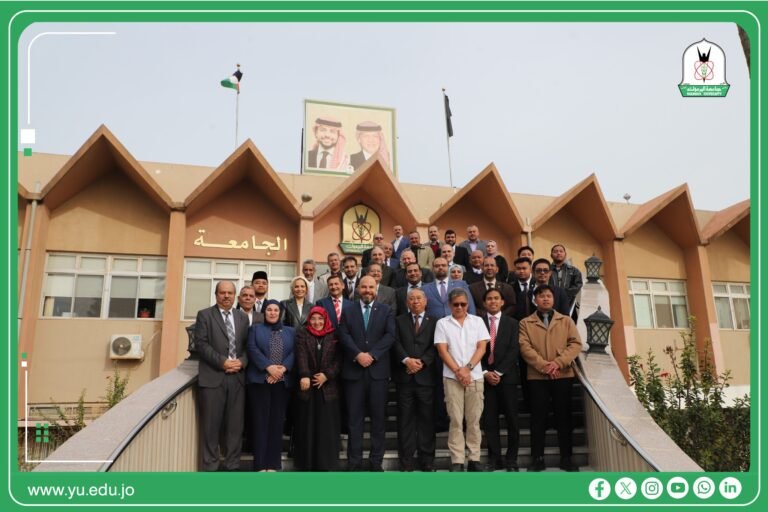 السفير الإندونيسي في عمّان يزور “اليرموك” ويشارك في فعاليات “معرض اربد 2026” للطلبة الإندونيسيين