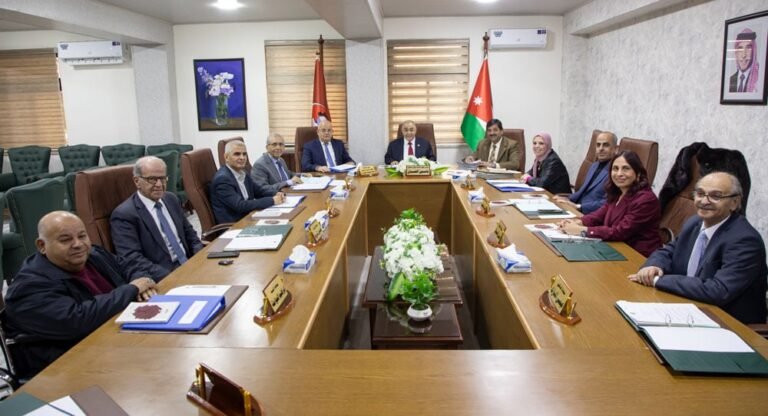 مجلس أمناء الجامعة الهاشمية يقر مشروع الموازنة المالية للعام 2026 ويتخذ عدد من القرارات الاكاديمية