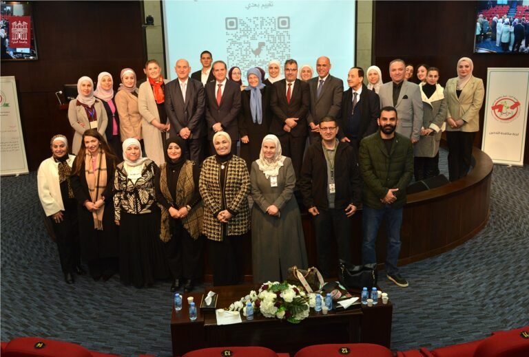 جامعة البترا تستضيف وزير الصحة السابق الهواري ضمن أسبوع توعوي لتعزيز الجامعات الخالية من التدخين
